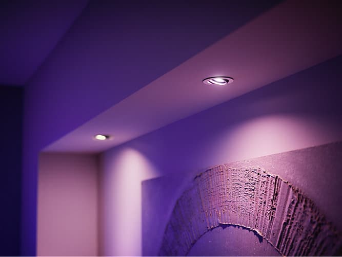 Philips Hue white and color ambiance GU10 spuldze